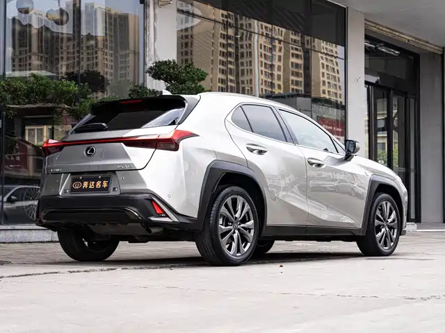 Lexus UX 2020 200 F SPORT Edition — фото 3