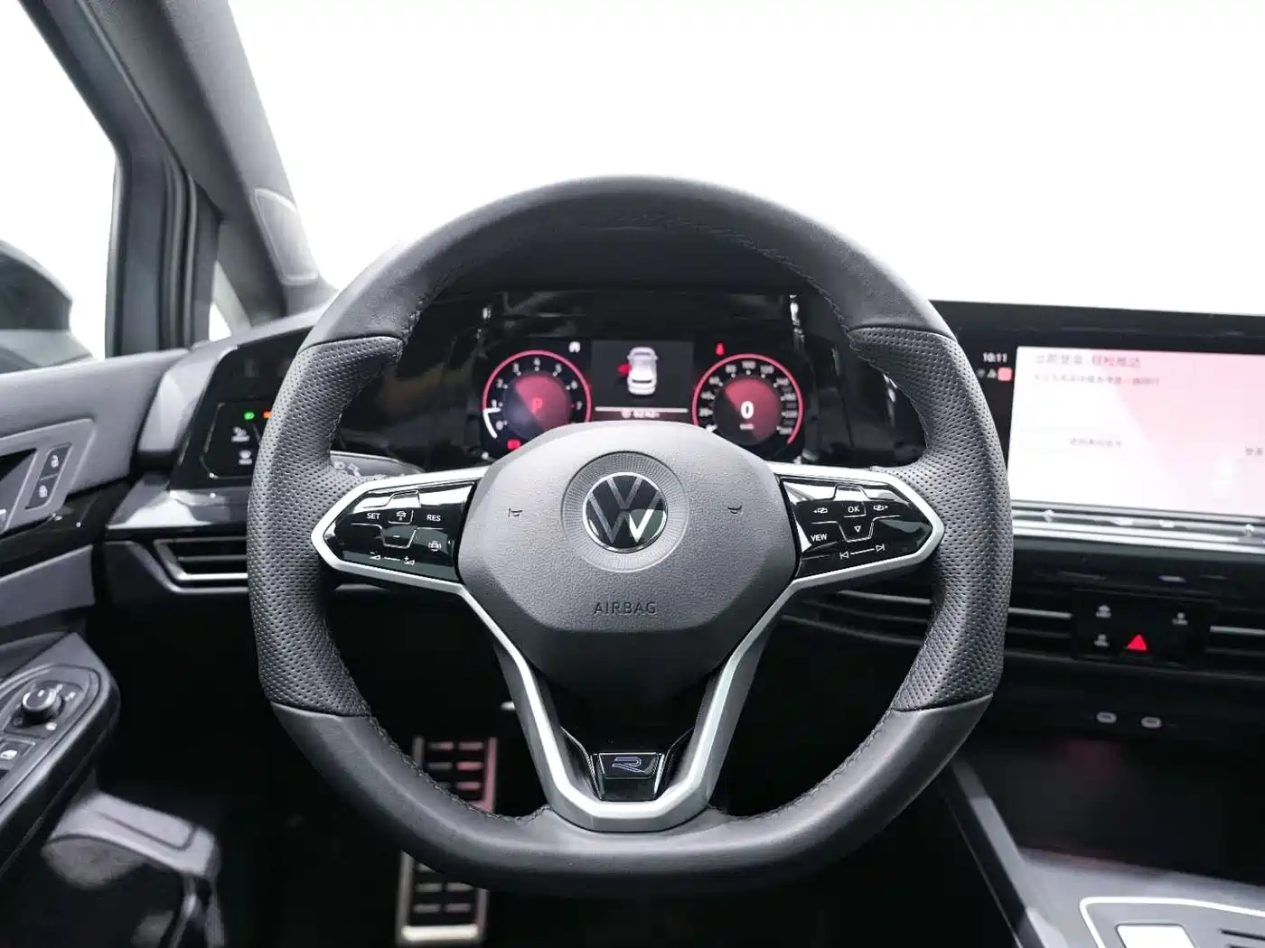 Volkswagen Golf 2021 280TSI DSG R-Line фото 23