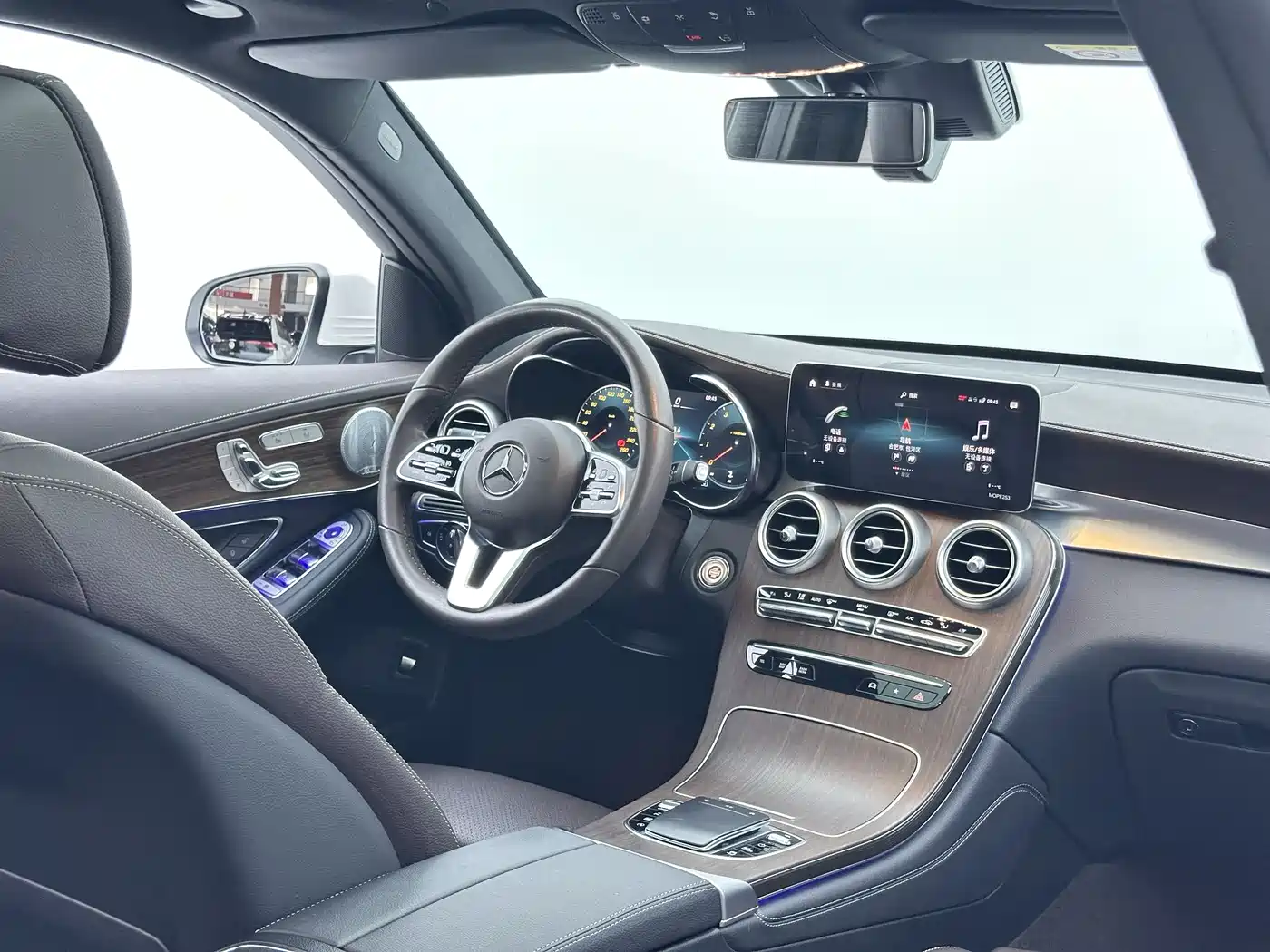 Mercedes-Benz GLC 2021 GLC 300 L 4MATIC Sporty фото 7