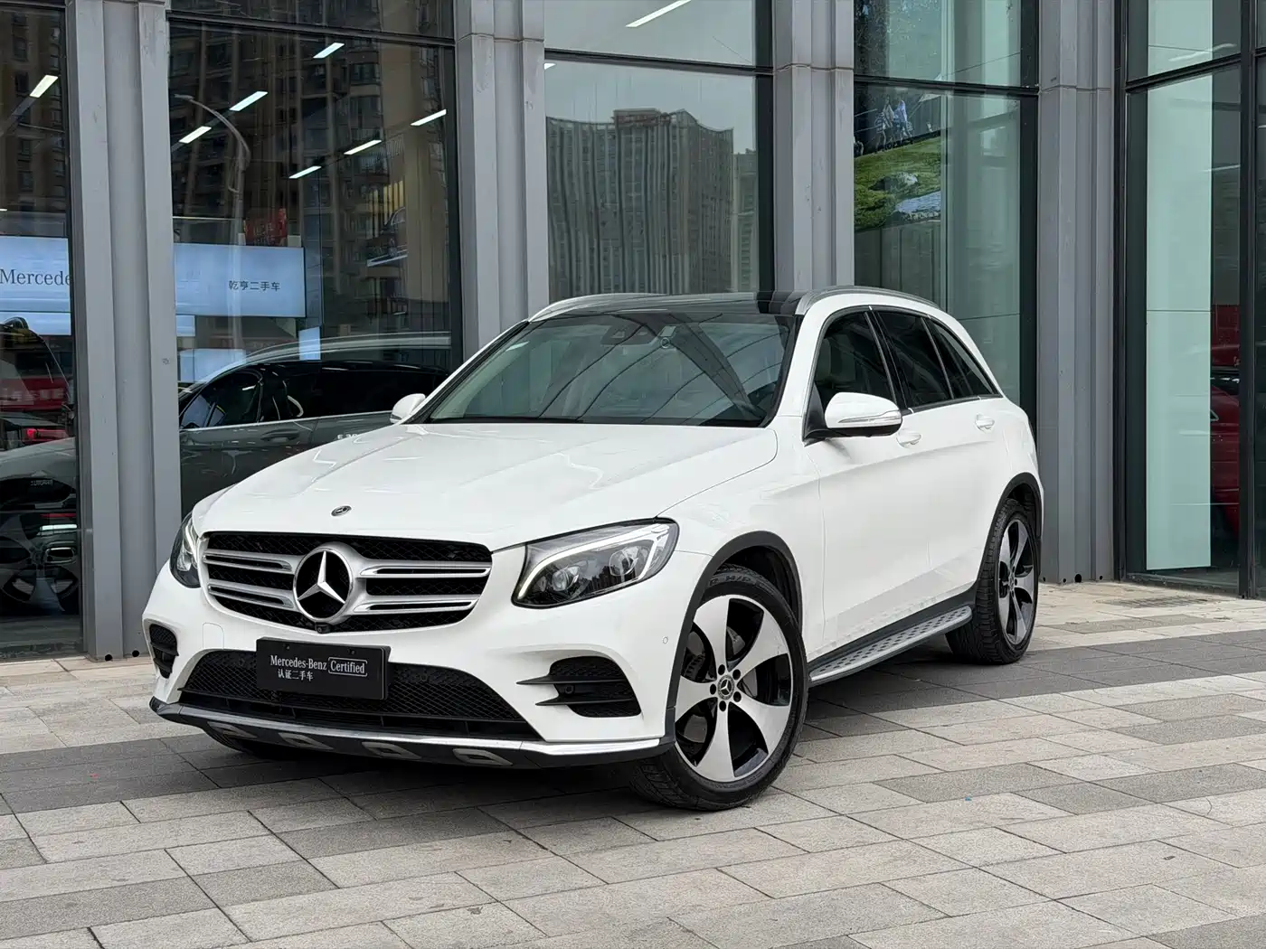Mercedes-Benz GLC 2018 GLC 300 4MATIC Dynamic