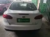 Фото 6 - Ford Focus