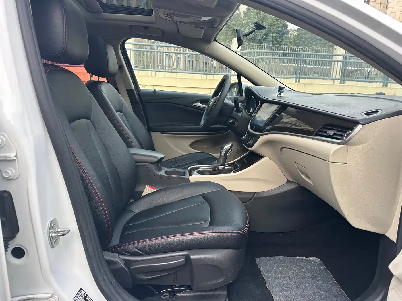 Buick Verano 2018 Sedan 15S Automatic Progressive фото 10