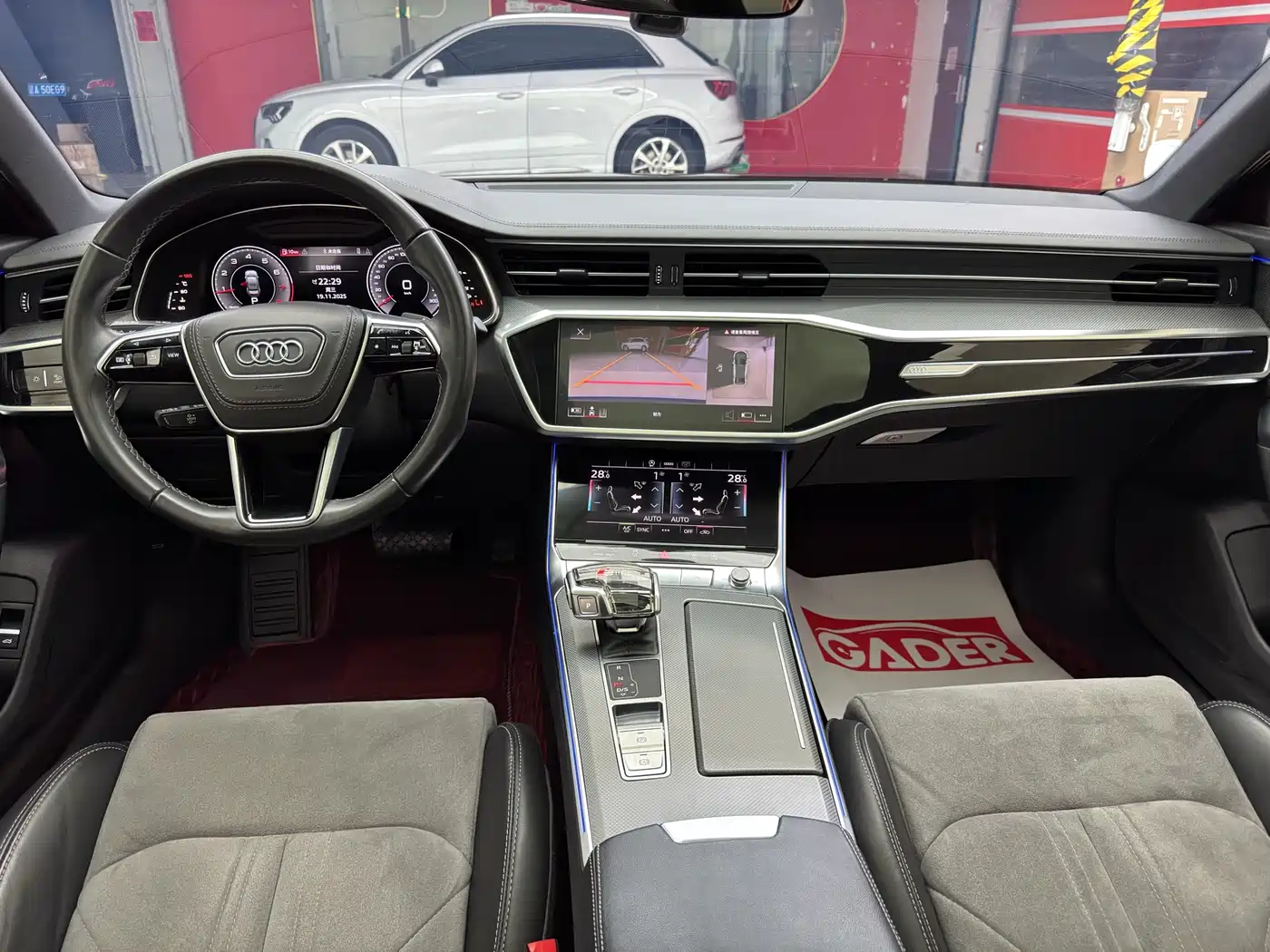 Audi A6L 2023 45 TFSI Premium Selection Dynamic фото 9