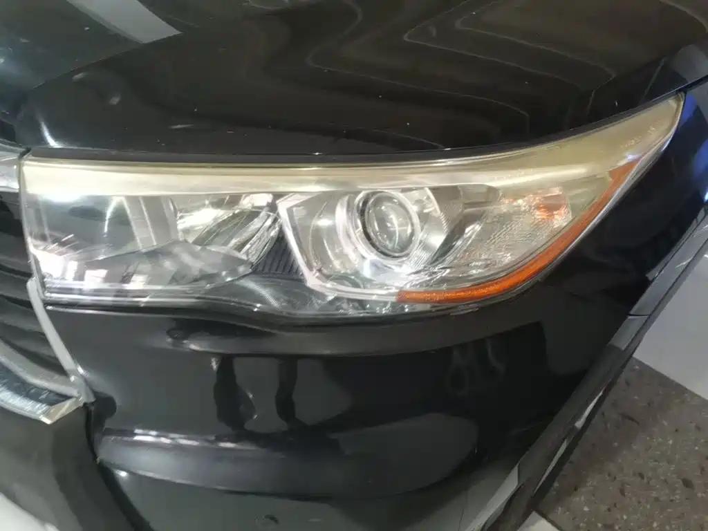 Photo 24 - Toyota Highlander