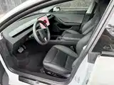 Фото 8 - Tesla Model 3