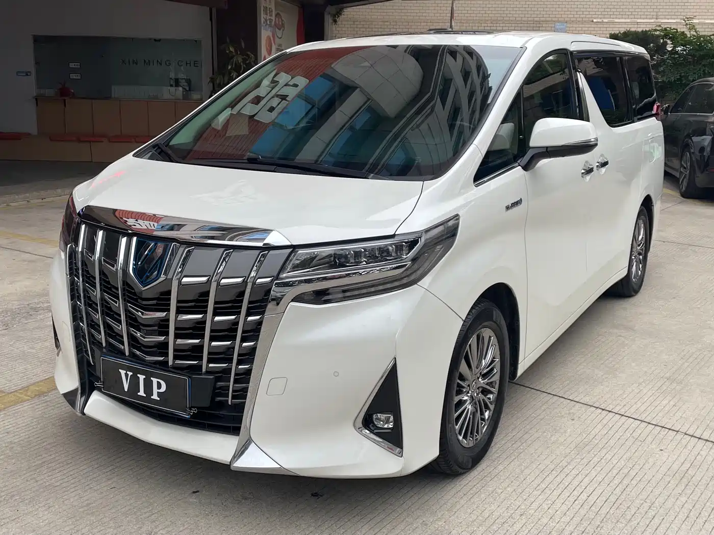 Toyota Alphard 2021 Hybrid 2.5L Premium