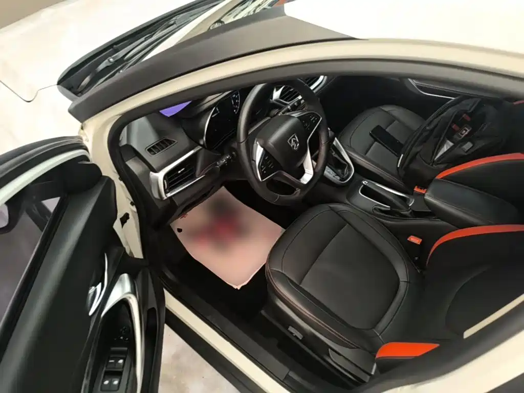 Baojun 510 2019 2019 1.5L CVT Superior Edition China VI