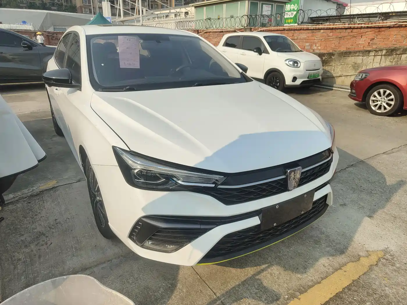 Фото 3 - Roewe i5