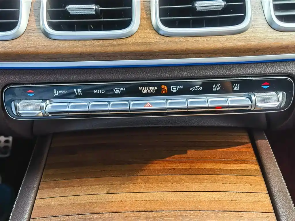 Mercedes-Benz GLE New Energy 2021 GLE 350 e 4MATIC фото 27