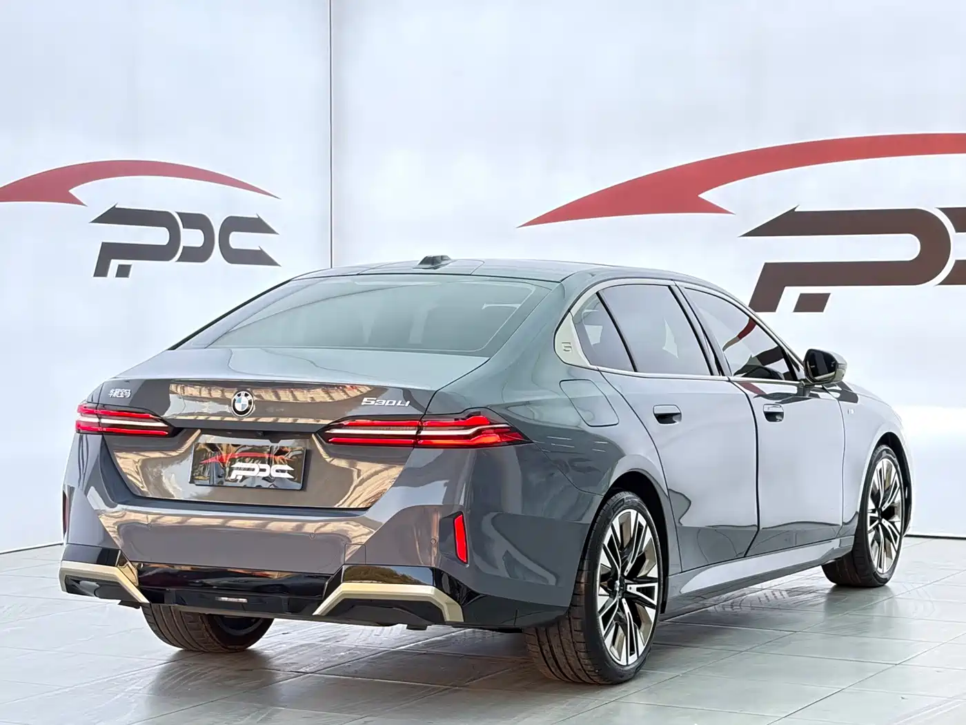 BMW 5 Series 2024 530Li Premium M Sport Package фото 21