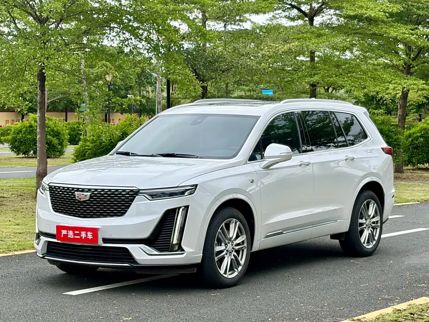 Cadillac Cadillac XT6 2022 2.0T 6-Seater 4WD Luxury 120th Anniversary Limited Edition