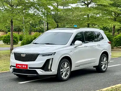 Cadillac XT6