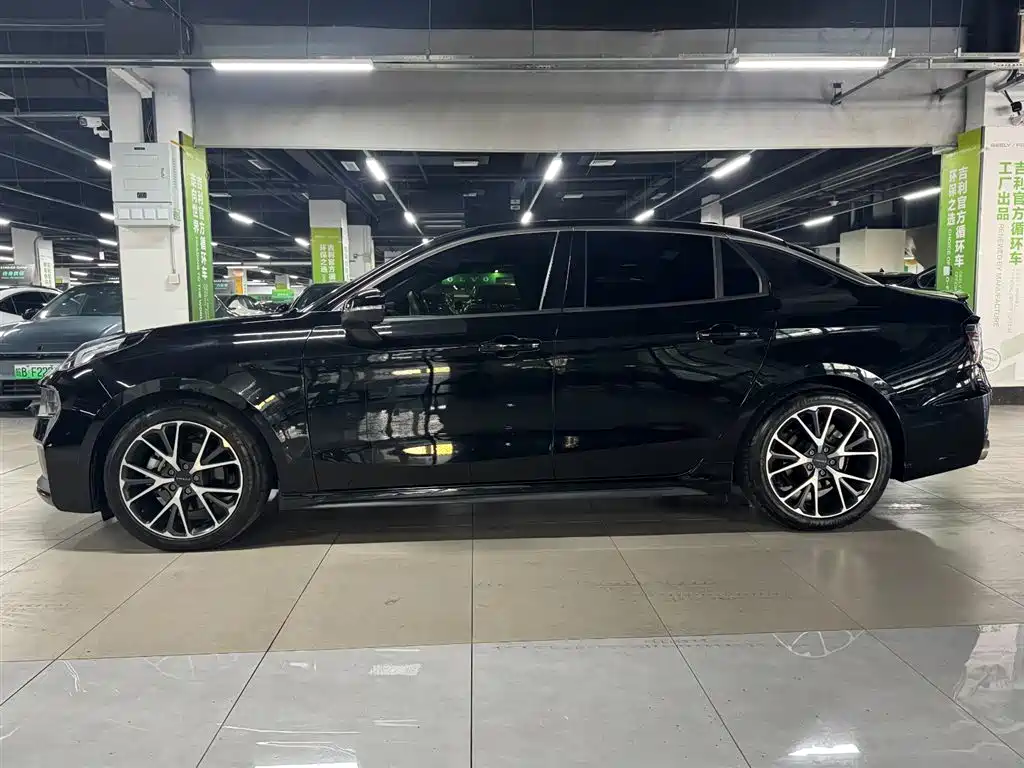 Lynk & Co 03 2021 1.5TD DCT Jin Champion Edition фото 4