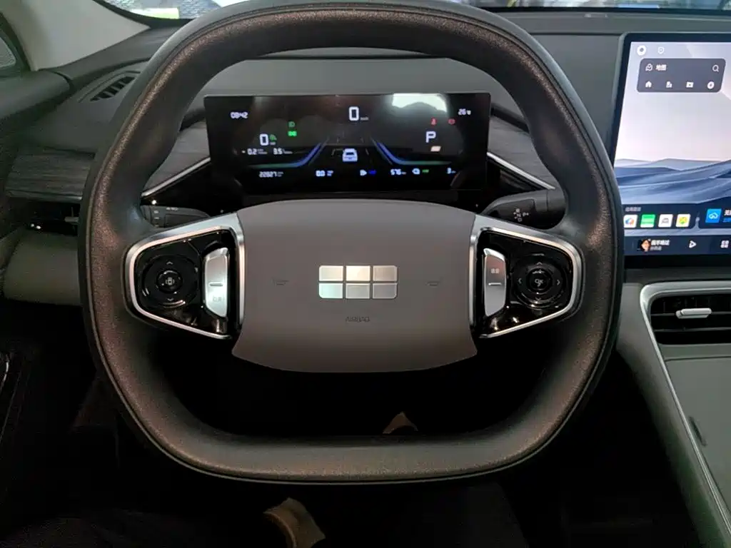 Geely Galaxy Galaxy L6 2025 2025 EM-i 60km Voyage Edition