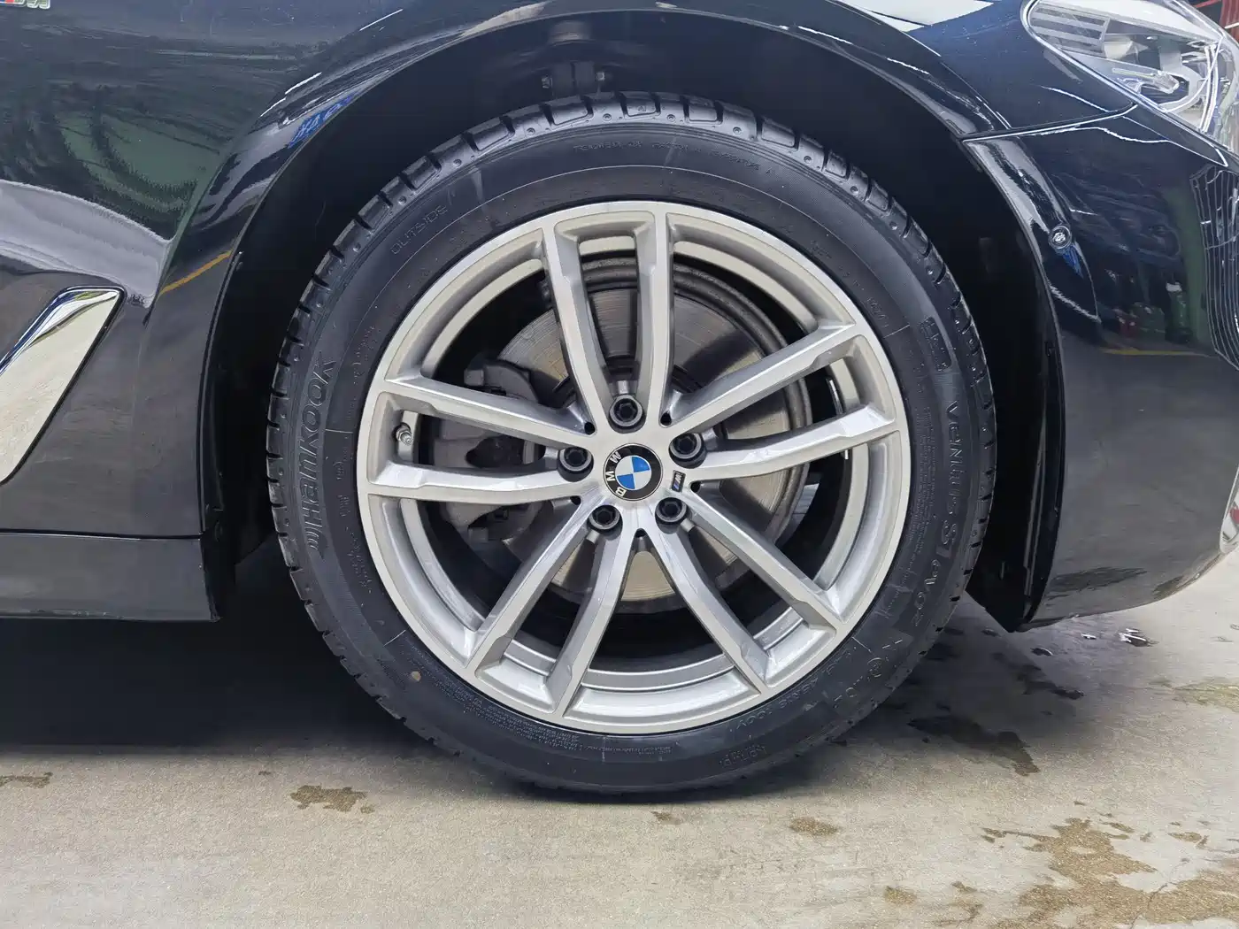 BMW 5 Series 2020 525Li M Sport Package фото 20