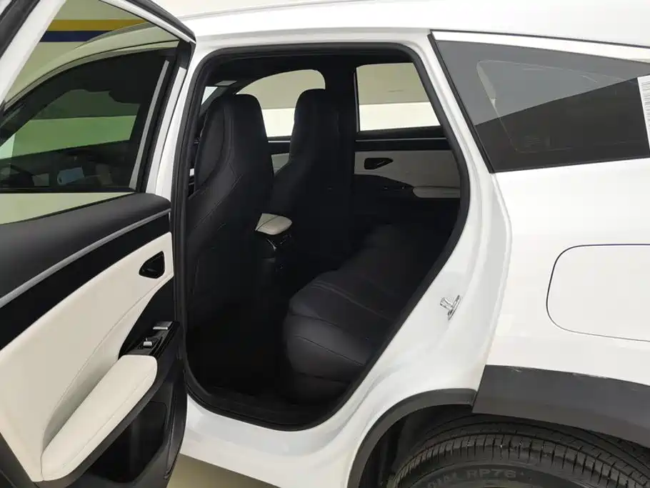 Geely Galaxy Galaxy L7 2025 2024 1.5T 115km PLUS Soaring Dragon Edition