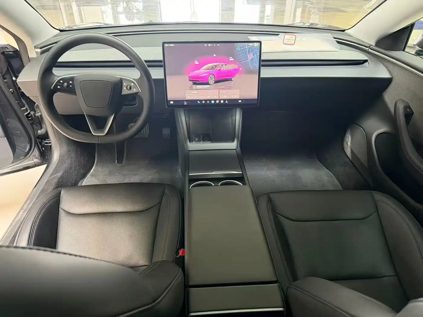TESLA MODEL 3