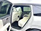 Фото 10 - Li Auto i6