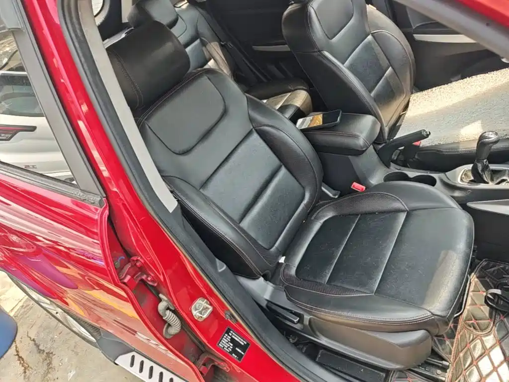 Changan CS35 2015 2015 1.6L Manual Luxury (China IV)