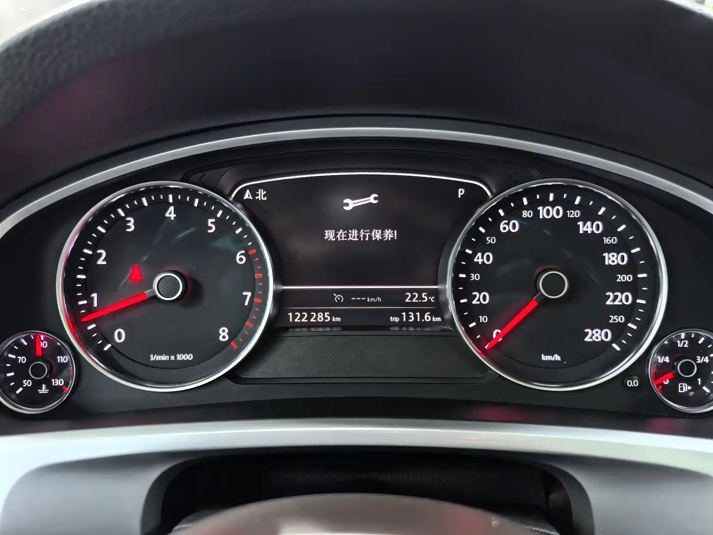 Volkswagen Touareg 2012 2012 R-Line High Spec