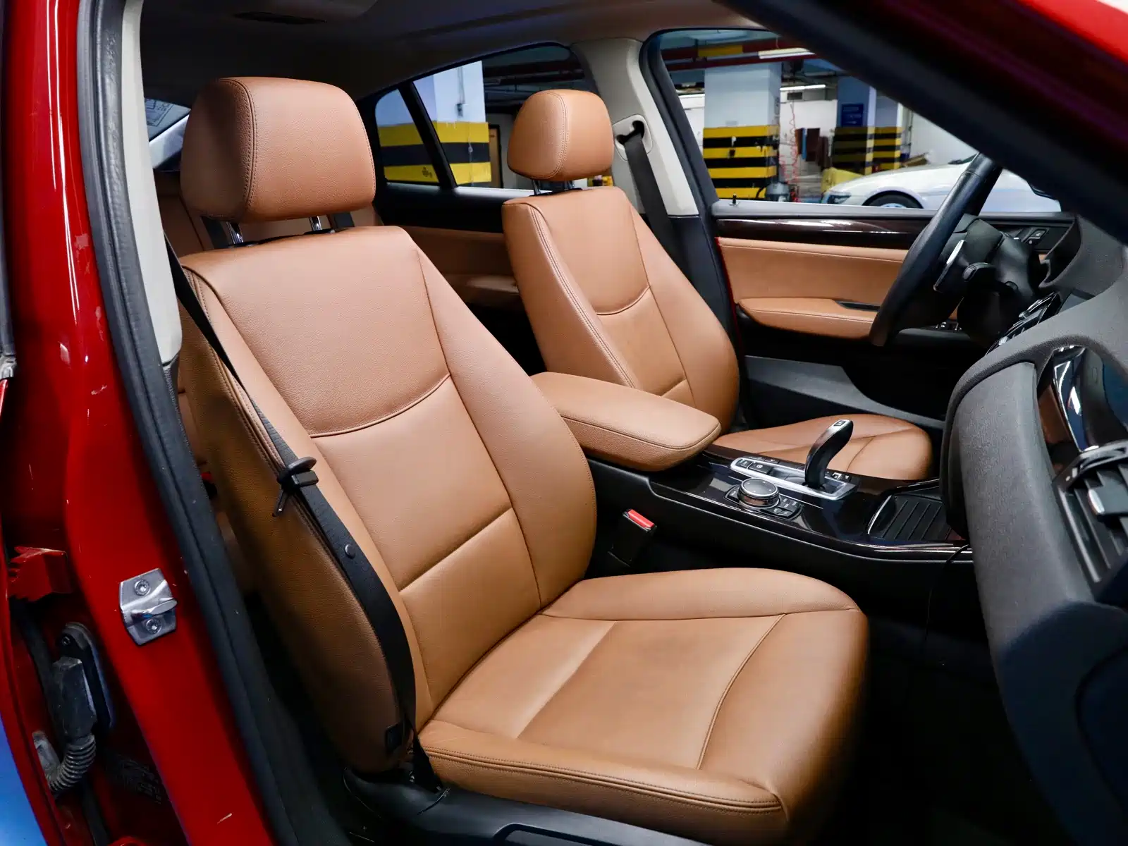 Фото 10 - BMW X4