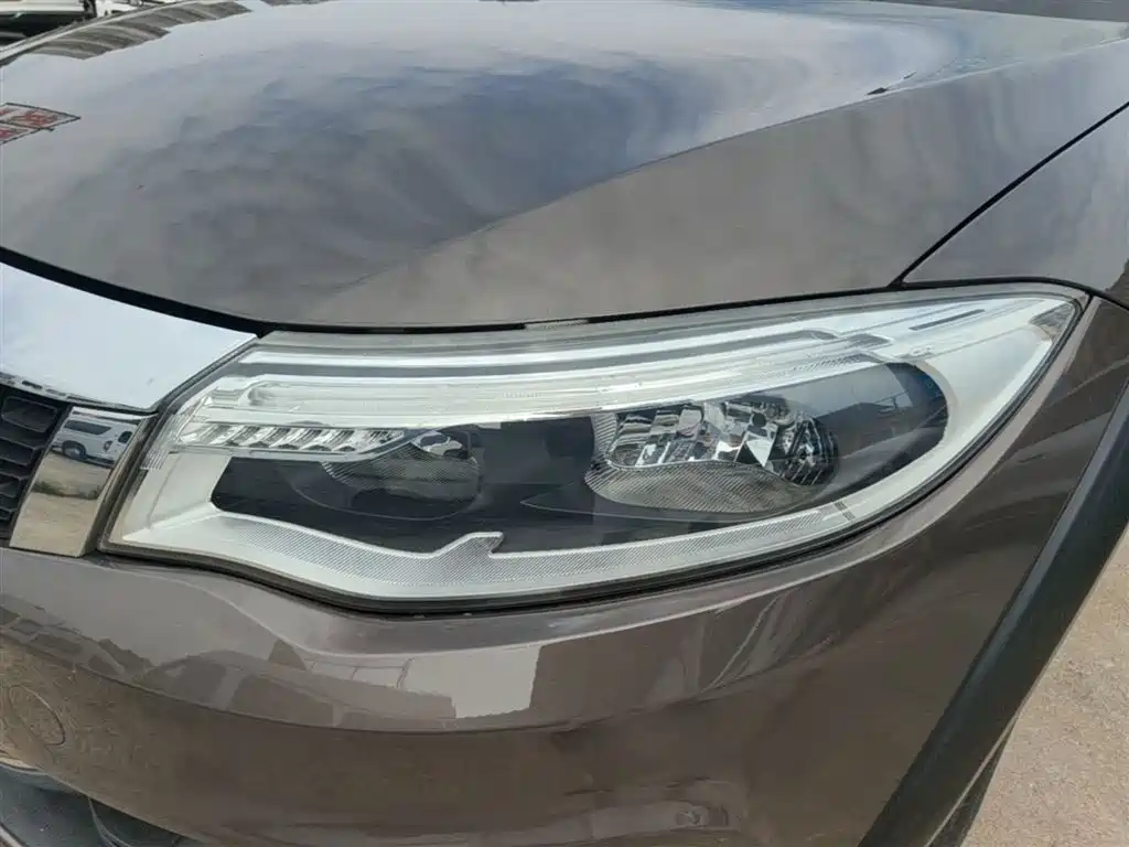 Qoros 3 2016 2016 Urban SUV 1.6T Automatic Zhiyue