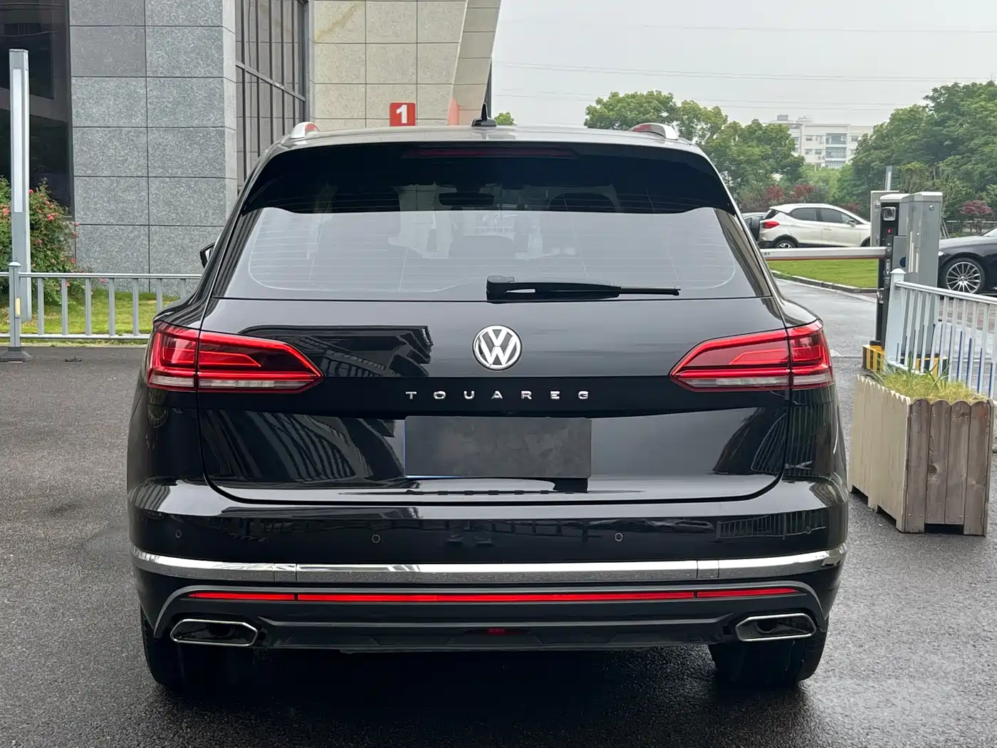 Volkswagen Touareg 2019 2.0TSI Sharp Wing Edition China VI фото 5