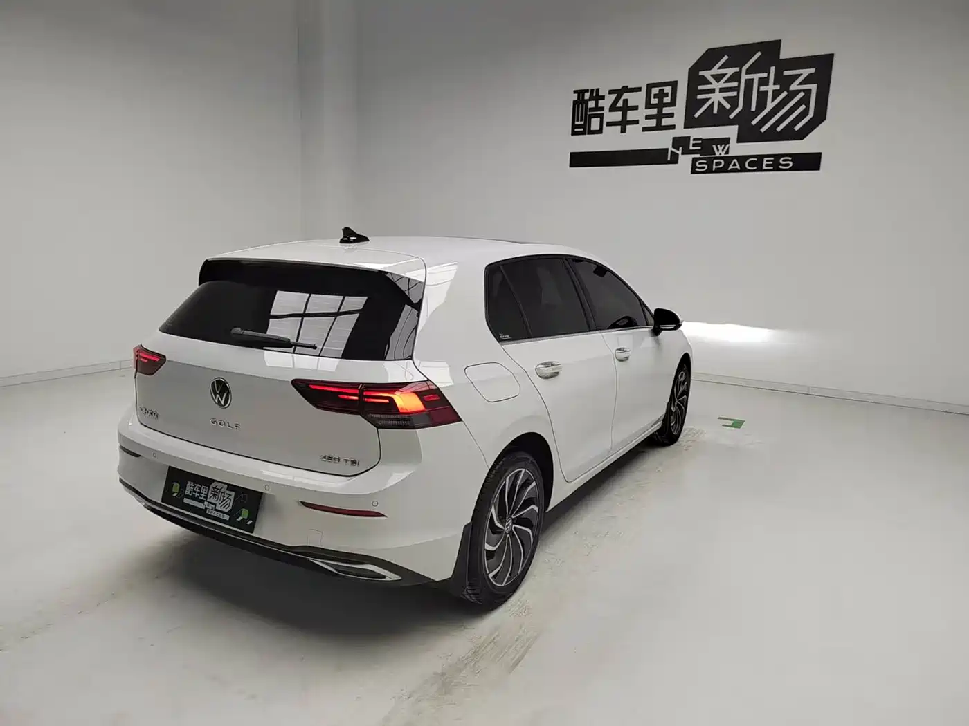 Volkswagen Golf 2023 280TSI DSG Pro фото 4