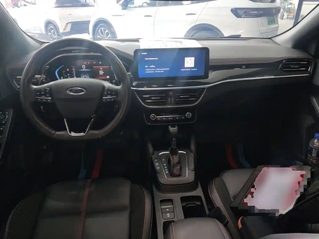 Ford Focus 2023 2022 Hatchback EcoBoost 180 Automatic ST Line