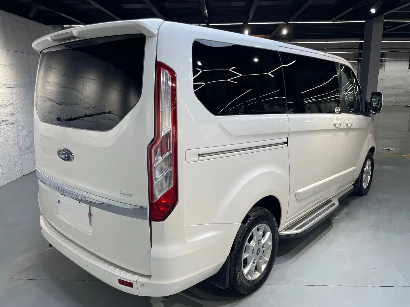 Ford Tourneo 2020 2020 2.0T Auto Elite Edition China VI
