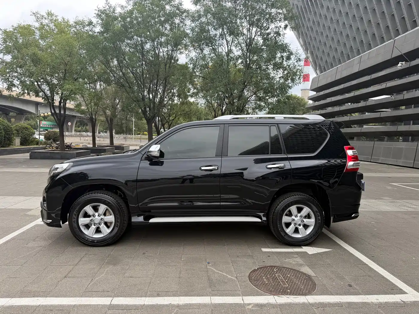 صورة 5 - Toyota Prado (Import)