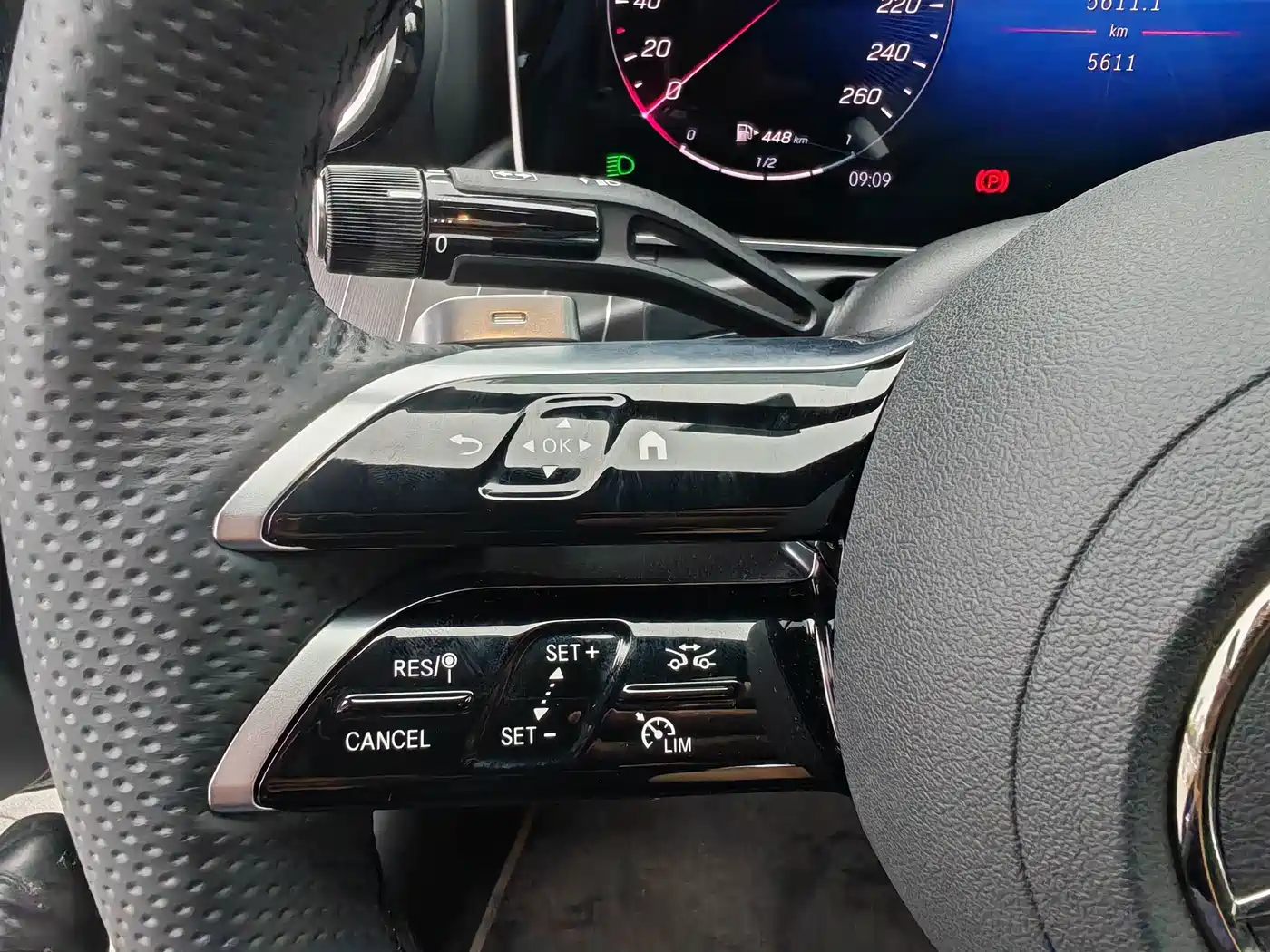 Mercedes-Benz C-Class 2025 2026 C 260 L Sport