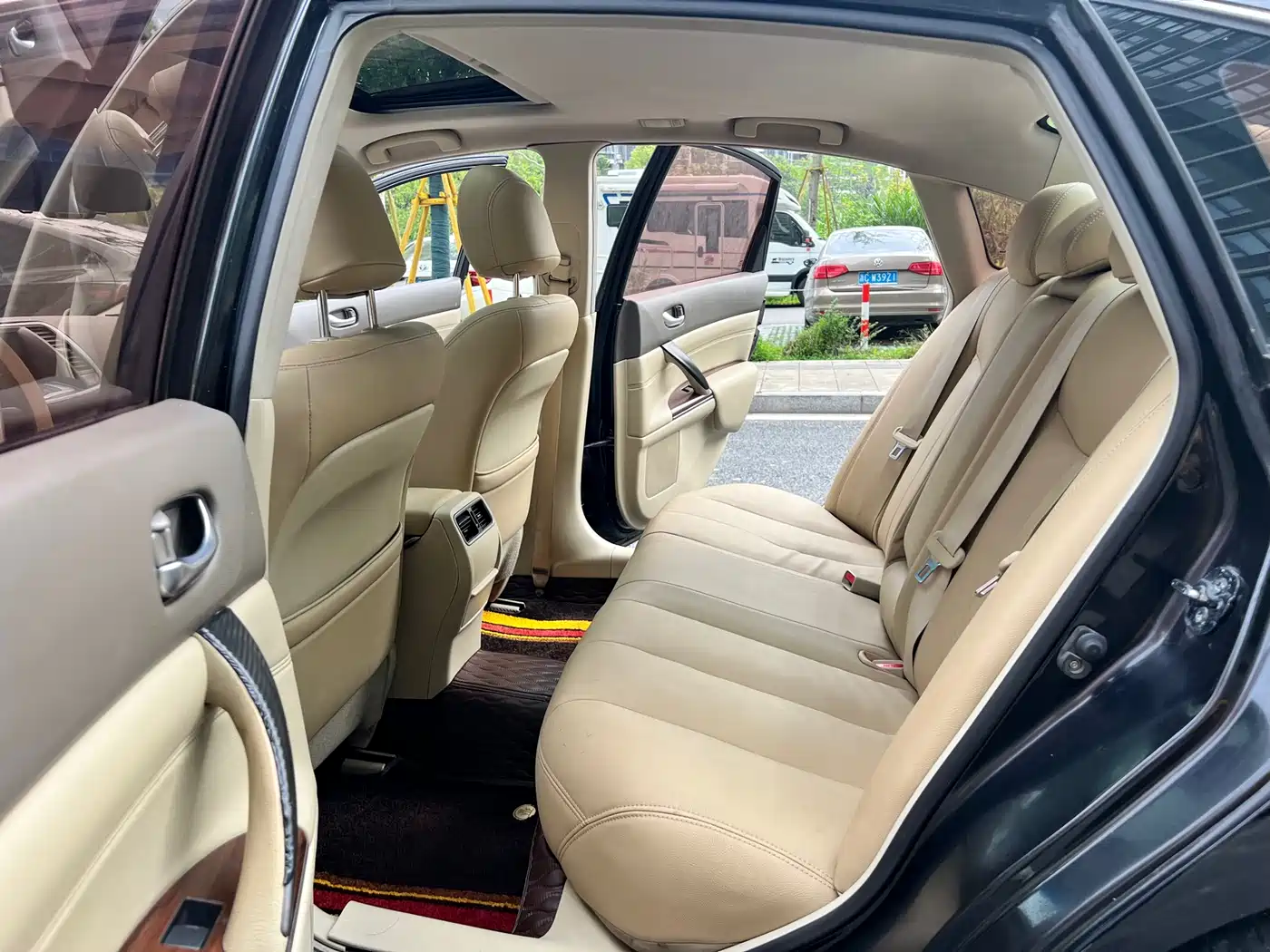 Nissan Teana 2009 2010 2.0L XL Anniversary Edition