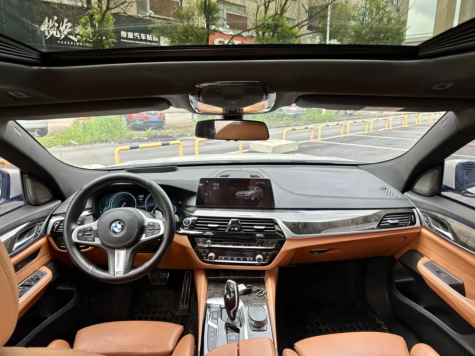 Фото 8 - BMW 6 Series GT