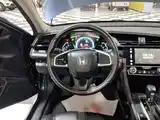 Фото 11 - Honda Civic