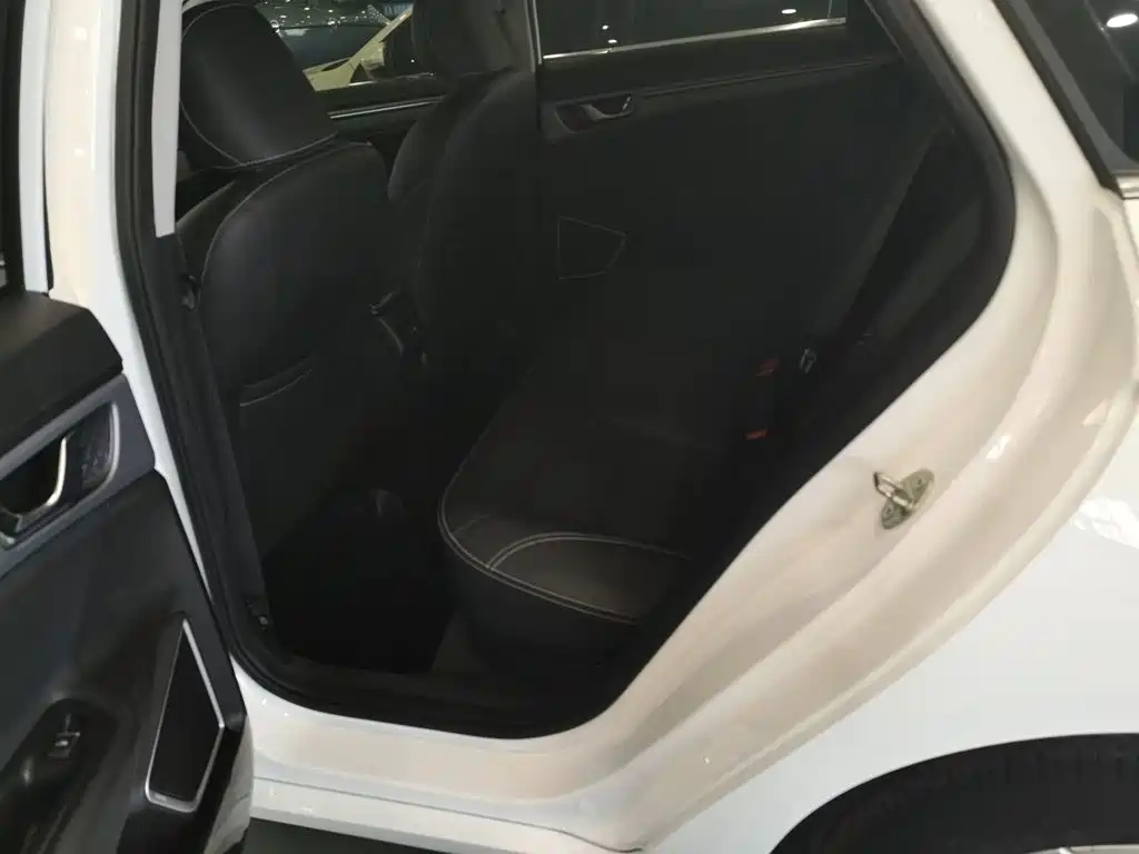 Geely Emgrand GL 2021 2021 UP 1.4T Manual Premium