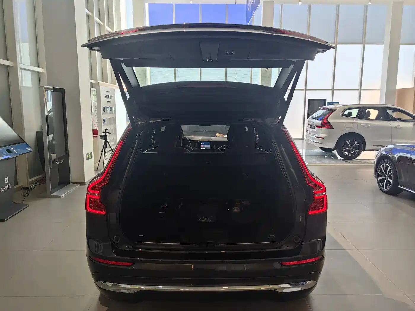 Volvo XC60 2025 2025 B5 AWD Smart Elite Luxury Edition