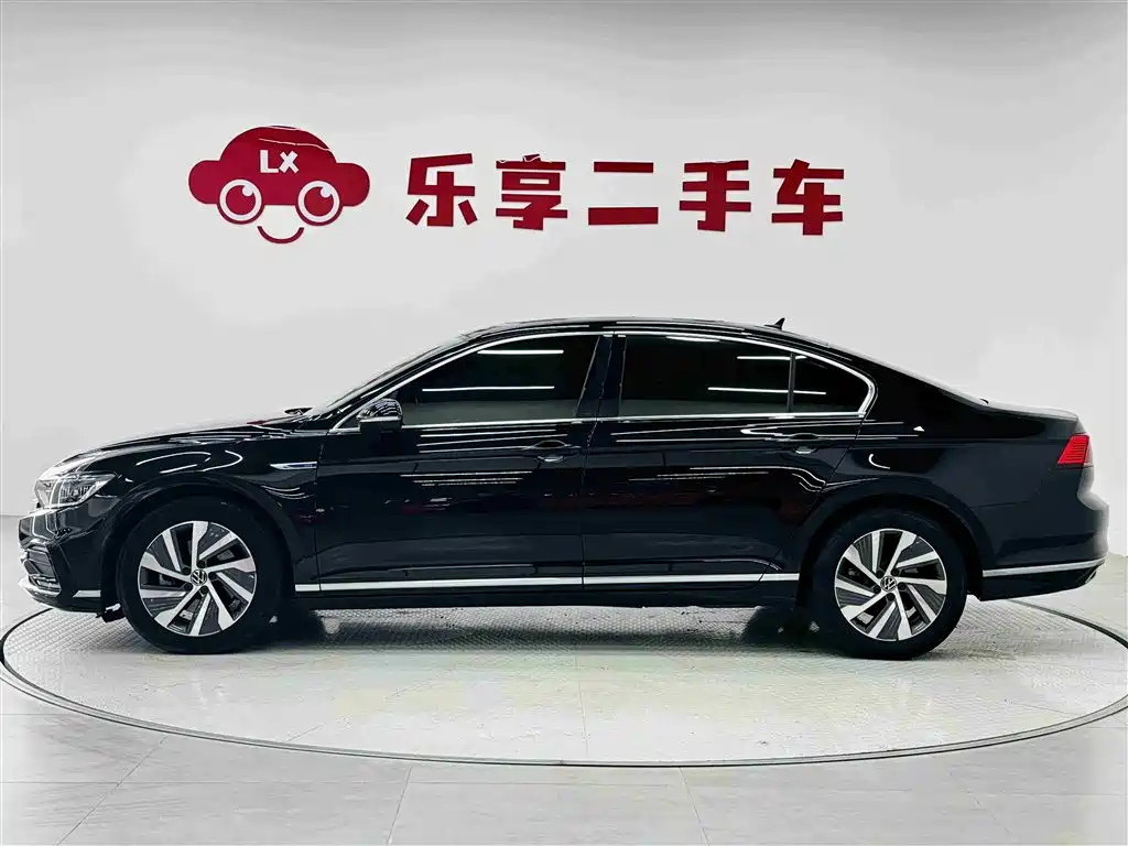 Volkswagen Magotan GTE Plug-in Hybrid 2022 GTE Luxury фото 2