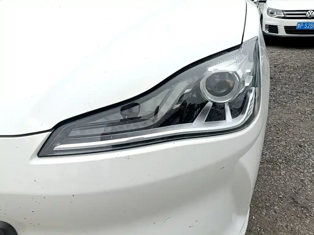 Nezha Auto Nezha V 2023 2022 Trend 400 Lite