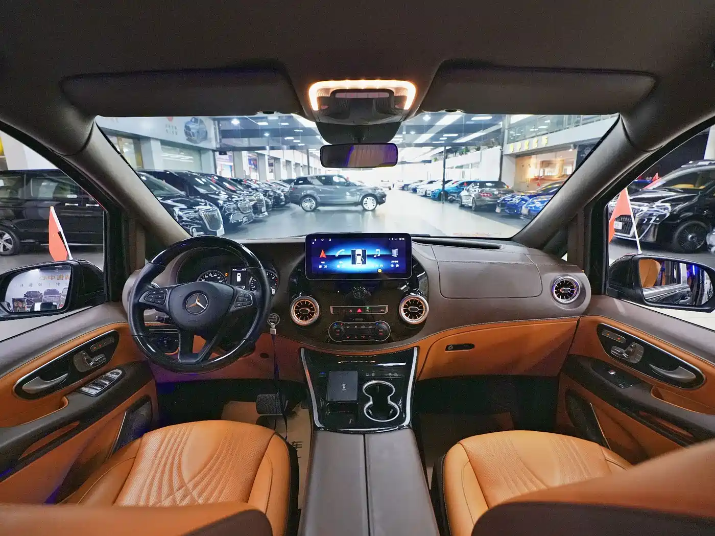 Mercedes-Benz Vito 2021 2.0T Elite 7-Seater фото 5