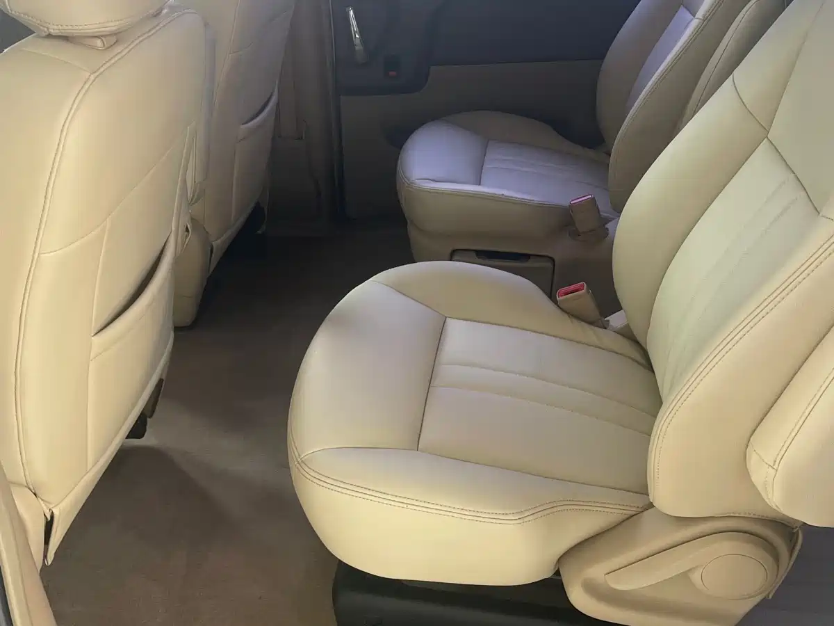 Фото 10 - Buick GL8