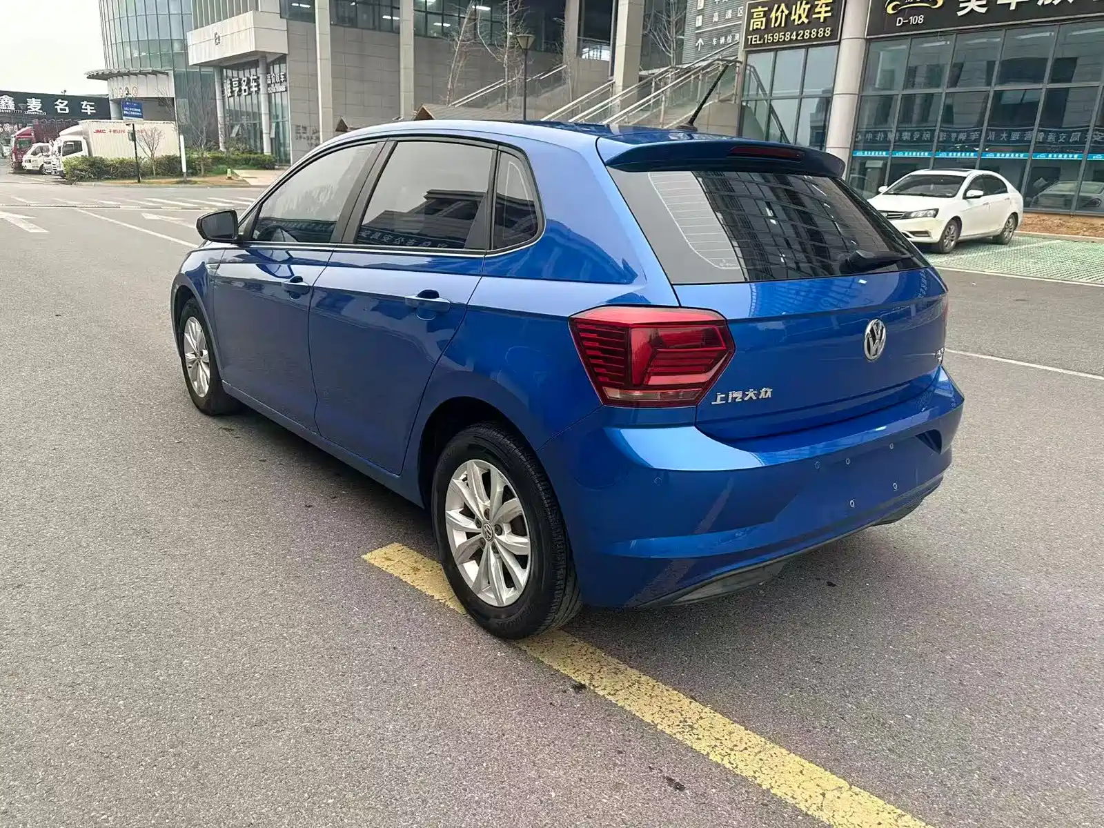 Фото 8 - Volkswagen Polo