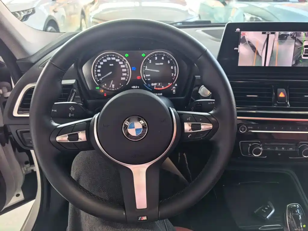 BMW 1 Series 2023 2022 125i M Sport Shadow Edition