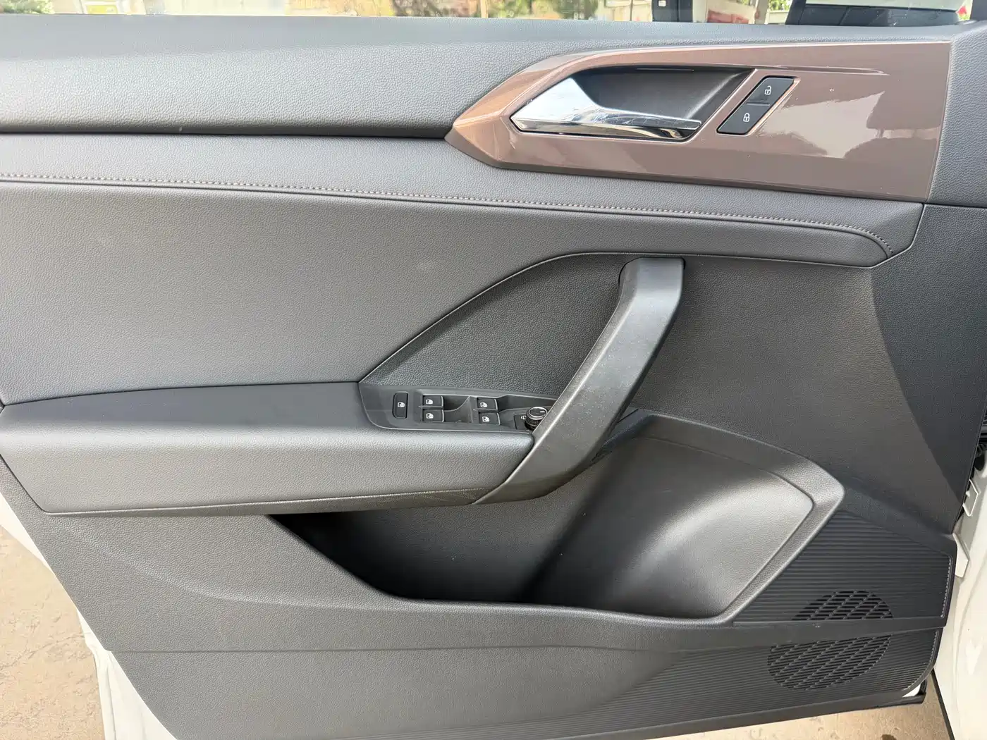 Volkswagen Tharu 2019 Model 280TSI 2WD Flagship Edition China VI фото 9