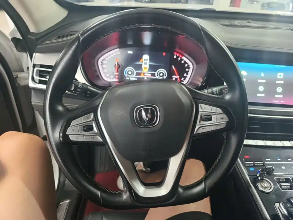 Changan CS85 COUPE 2021 2021 1.5T DCT Luxury