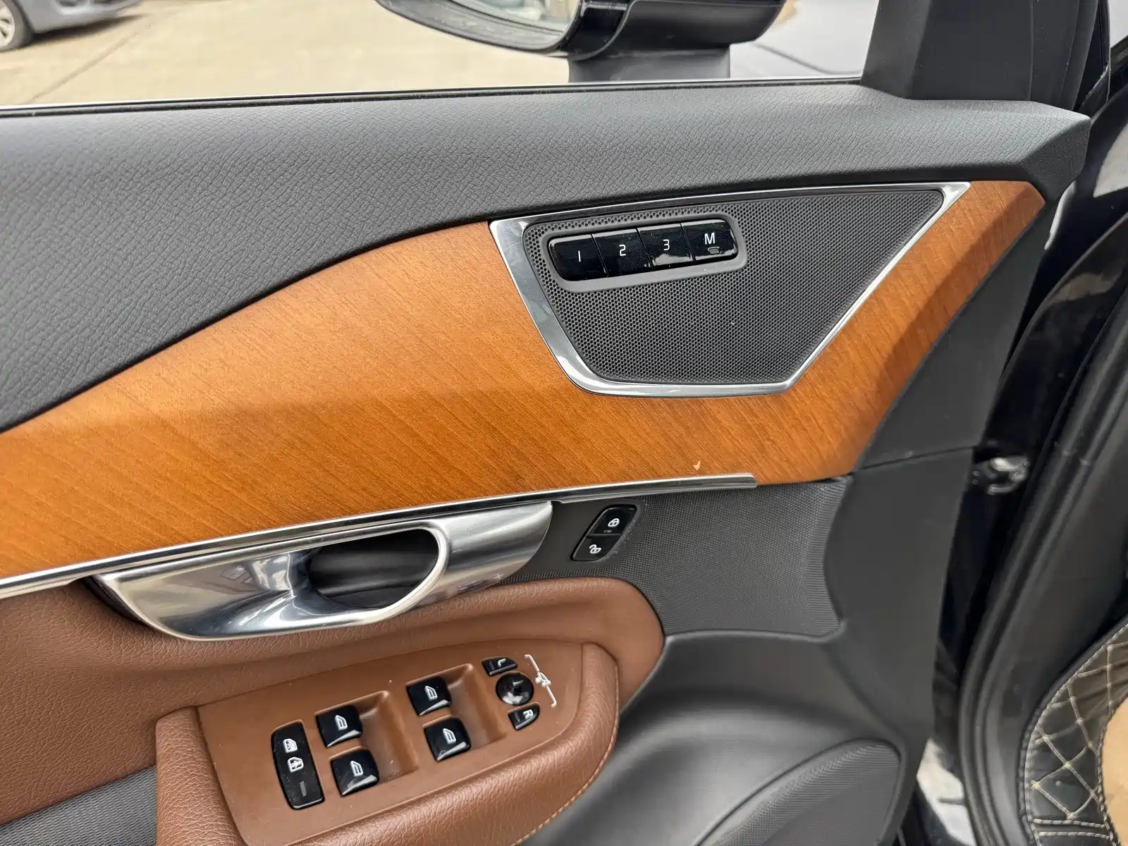 Photo 14 - Volvo XC90