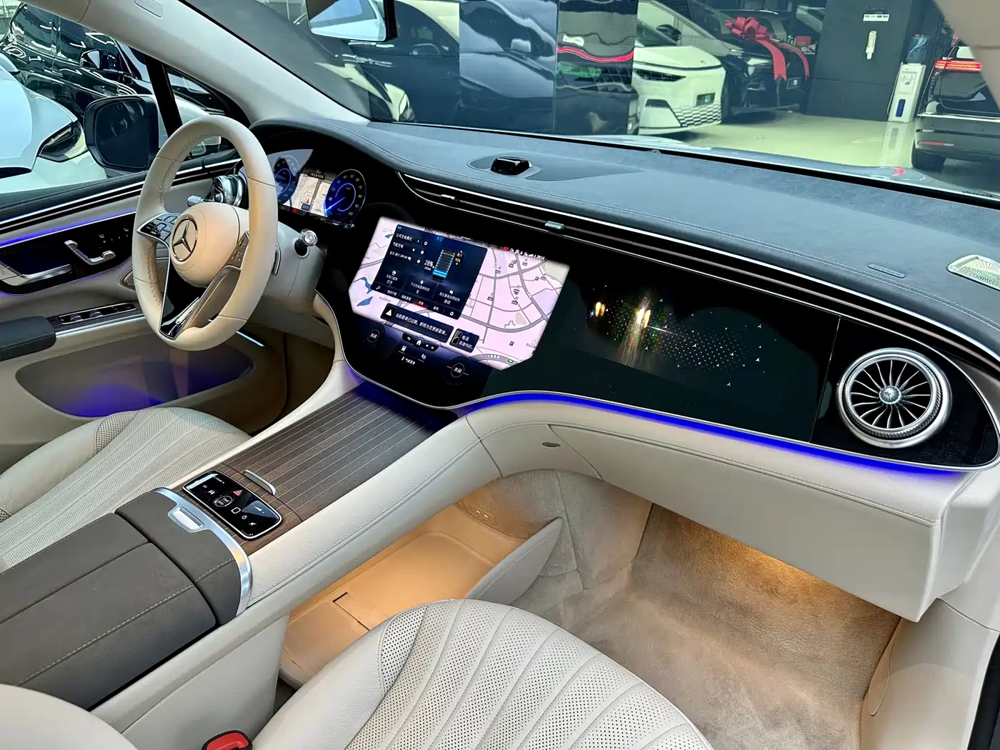 MERCEDES-BENZ EQS SUV