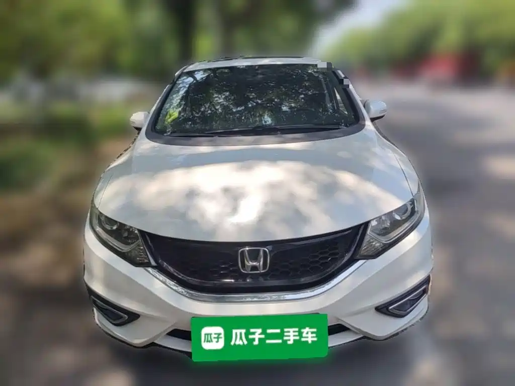 Honda Jade 2016 2016 1.8L Automatic Comfort Elite Version 5-seater