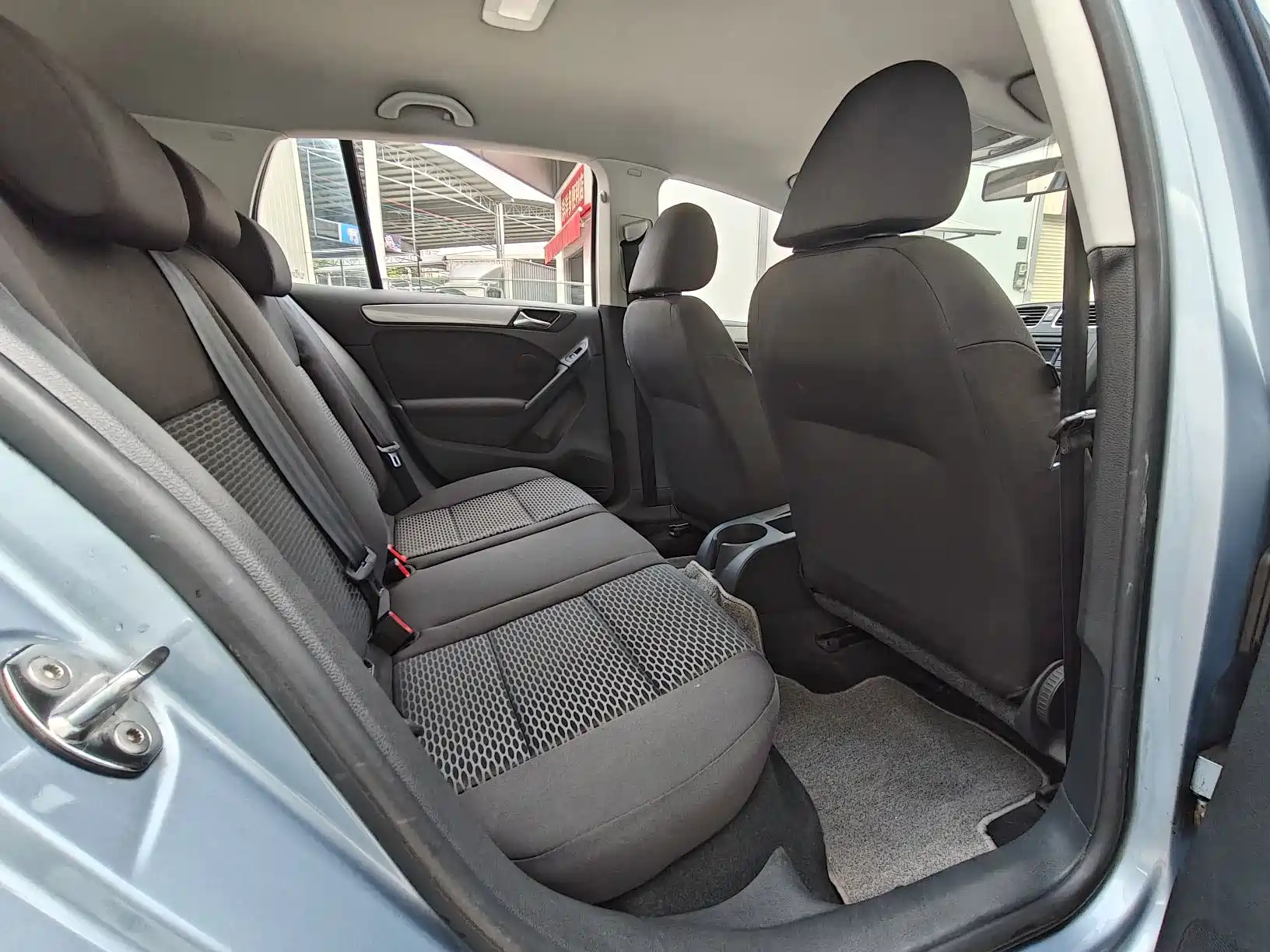 Photo 16 - Volkswagen Golf