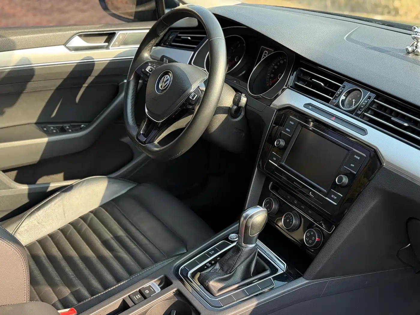 Volkswagen Magotan 2019 330TSI DSG Leading China VI фото 10
